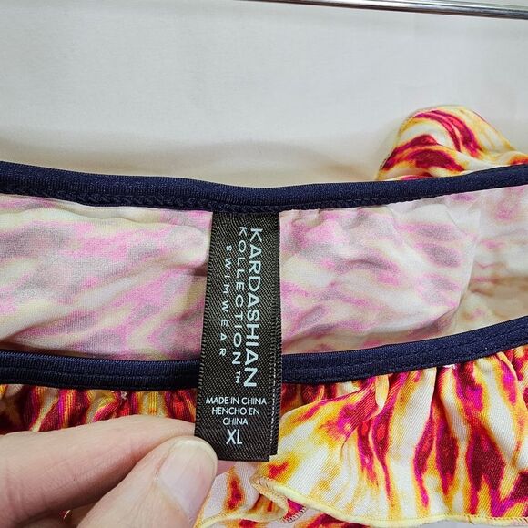 Kardashian Kollection Red and Yellow Ruffle Trim Bikini Bottoms Size XL - Picture 3 of 7